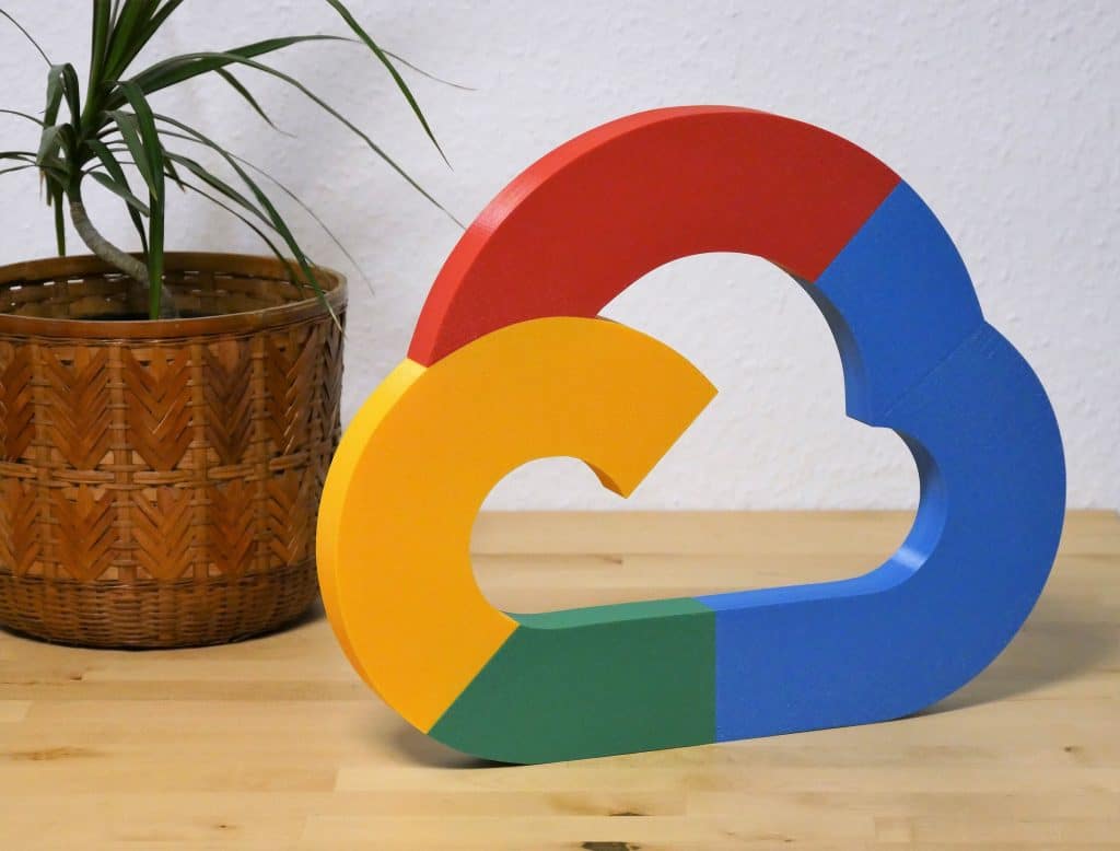 3d-Logo - Kennmal freistehend für Google