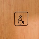 foliensymbol-barrierefreie-toilette-tokyo-design