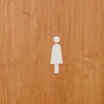 foliensymbol-damen-toilette-industrial-design