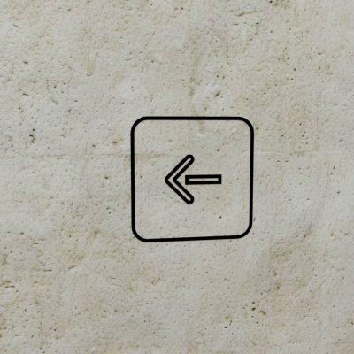 foliensymbol-pfeil-lang-tokyo-design